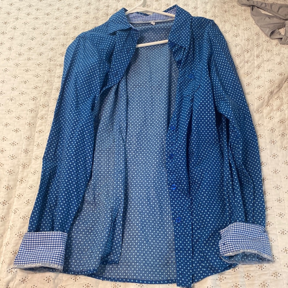 Cinch Button Down